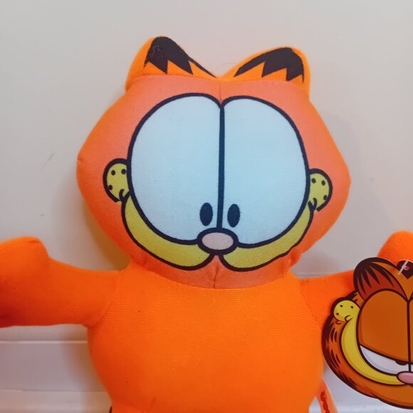 2022 Toy Factory Modern Neon Garfield Small Plushie Stuffed Animal Fat Cat READ - Picture 4 of 10